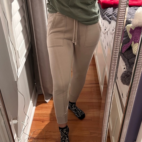 Abercrombie Joggers - Picture 11 of 11
